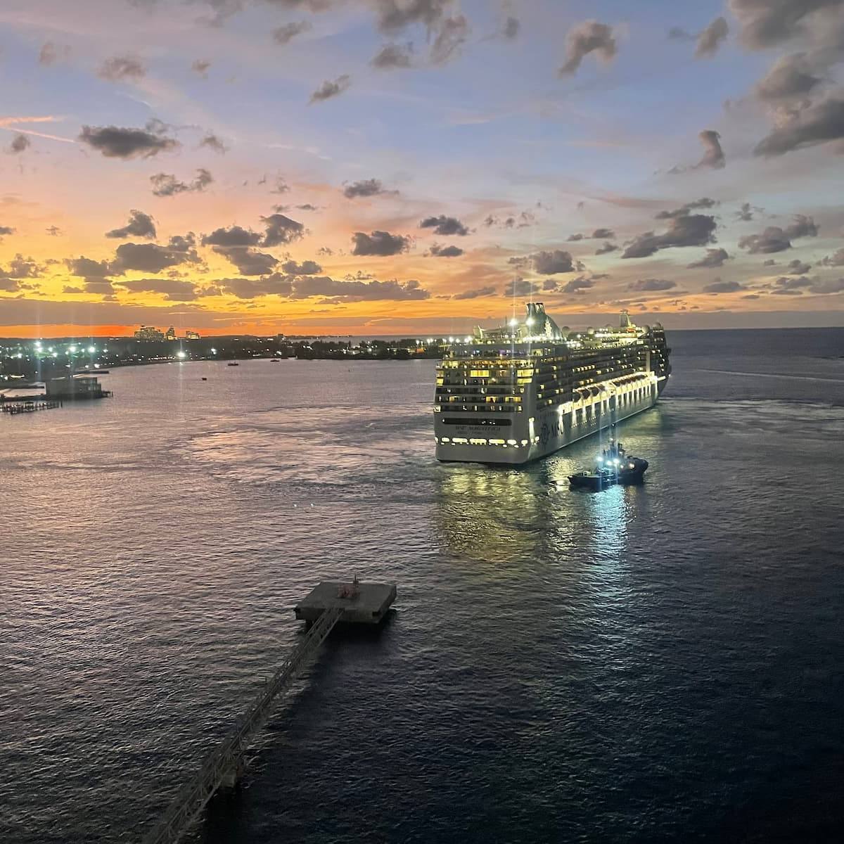 Kreuzfahrt um West-Europa: 14 Tage von Kopenhagen bis Marseille – Århus, Warnemünde, Rotterdam, Brest, Bilbao, Porto, Málaga