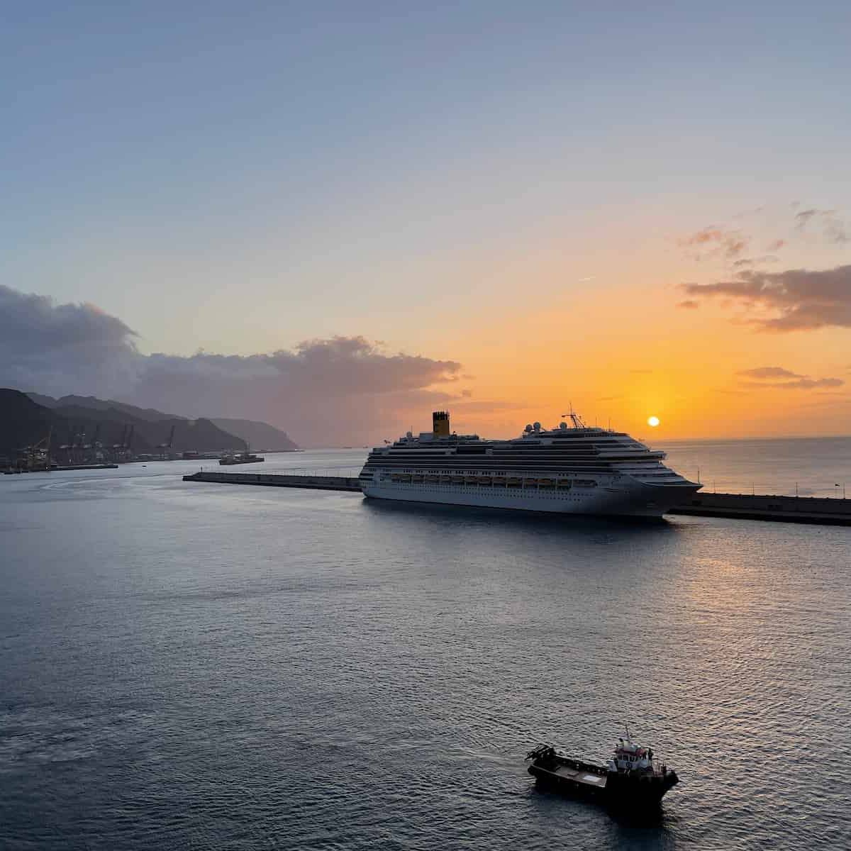 Osterferien-Familienkracher: 1.800 € für vier Personen in der Balkonkabine – Genua – Civitavecchia / Rom – Salerno – Messina (Sizilien) – Seetag – La Seyne-sur-Mer bei Toulon – Genua