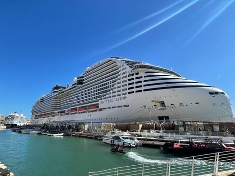 3 in 1: Mittelmeer, Transatlantik & Karibik zum starken Preis – Civitavecchia / Rom, La Spezia, Marseille, Barcelona, Puerto del Rosario, Santa Cruz de Tenerife, Philipsburg, Basseterre, Kingstown, Bridgetown, St. George's