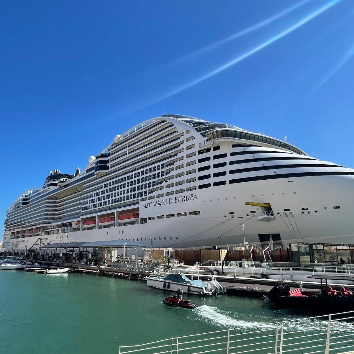 3 in 1: Mittelmeer, Transatlantik & Karibik zum starken Preis – Civitavecchia / Rom, La Spezia, Marseille, Barcelona, Puerto del Rosario, Santa Cruz de Tenerife, Philipsburg, Basseterre, Kingstown, Bridgetown, St. George's